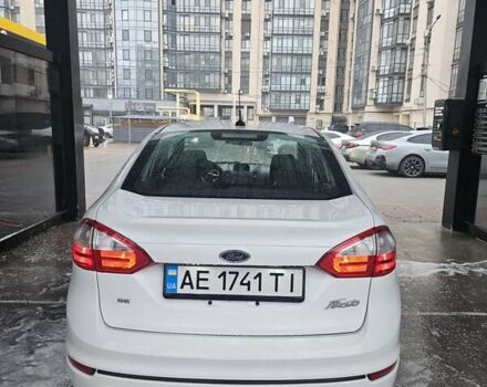 Белый Форд Фиеста, объемом двигателя 1.6 л и пробегом 144 тыс. км за 8500 $, фото 8 на Automoto.ua