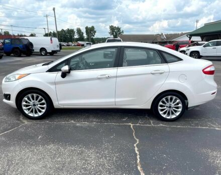 Форд Фиеста 2017 в Киеве на Automoto.ua Белый Форд Фиеста, объемом двигателя 1.6 л и пробегом 66 тыс. км за 5000 $, фото 6 на Automoto.ua