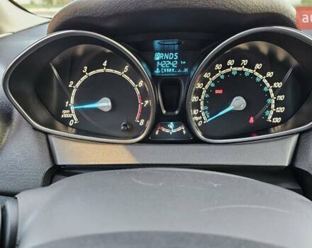 Белый Форд Фиеста, объемом двигателя 1.6 л и пробегом 143 тыс. км за 7300 $, фото 6 на Automoto.ua