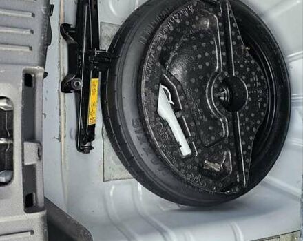 Белый Форд Фиеста, объемом двигателя 1.6 л и пробегом 143 тыс. км за 7300 $, фото 2 на Automoto.ua