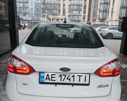 Белый Форд Фиеста, объемом двигателя 1.6 л и пробегом 144 тыс. км за 8500 $, фото 3 на Automoto.ua