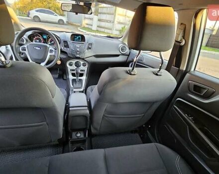 Белый Форд Фиеста, объемом двигателя 1.6 л и пробегом 143 тыс. км за 7300 $, фото 9 на Automoto.ua