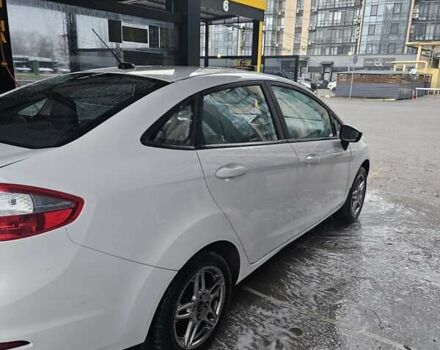 Белый Форд Фиеста, объемом двигателя 1.6 л и пробегом 144 тыс. км за 8500 $, фото 9 на Automoto.ua