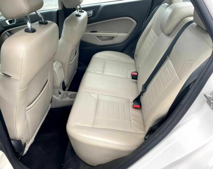 Форд Фиеста 2017 в Киеве на Automoto.ua Белый Форд Фиеста, объемом двигателя 1.6 л и пробегом 66 тыс. км за 5000 $, фото 12 на Automoto.ua