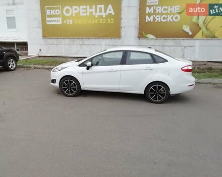 Білий Форд Фієста, об'ємом двигуна 1.6 л та пробігом 102 тис. км за 8600 $, фото 2 на Automoto.ua