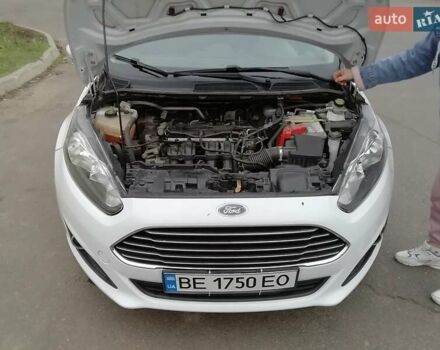 Білий Форд Фієста, об'ємом двигуна 1.6 л та пробігом 102 тис. км за 8600 $, фото 14 на Automoto.ua