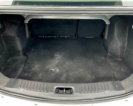 Форд Фиеста 2017 в Киеве на Automoto.ua Белый Форд Фиеста, объемом двигателя 1.6 л и пробегом 66 тыс. км за 5000 $, фото 14 на Automoto.ua