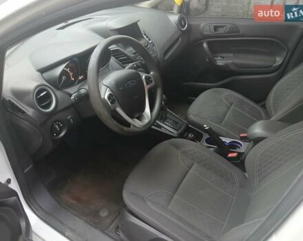 Белый Форд Фиеста, объемом двигателя 1.6 л и пробегом 78 тыс. км за 8000 $, фото 10 на Automoto.ua