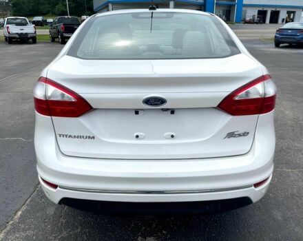 Форд Фиеста 2017 в Киеве на Automoto.ua Белый Форд Фиеста, объемом двигателя 1.6 л и пробегом 66 тыс. км за 5000 $, фото 4 на Automoto.ua