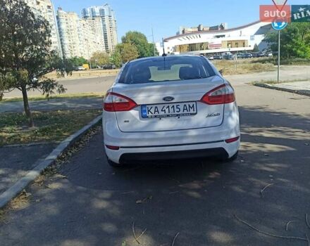 Белый Форд Фиеста, объемом двигателя 1.6 л и пробегом 182 тыс. км за 7400 $, фото 4 на Automoto.ua