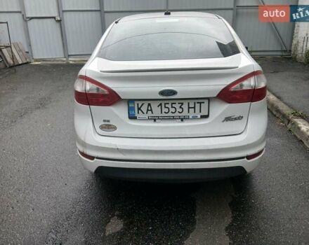 Белый Форд Фиеста, объемом двигателя 1.6 л и пробегом 78 тыс. км за 8000 $, фото 5 на Automoto.ua