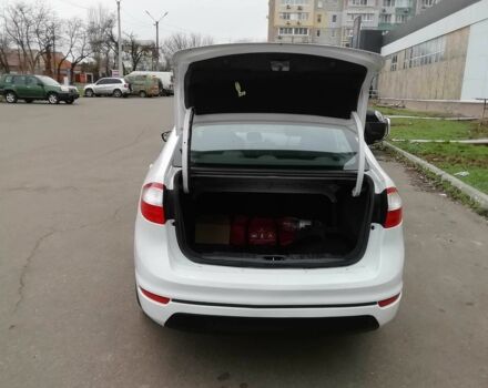 Белый Форд Фиеста, объемом двигателя 1.6 л и пробегом 102 тыс. км за 8600 $, фото 14 на Automoto.ua