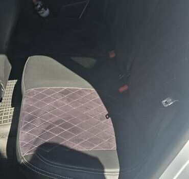 Белый Форд Фиеста, объемом двигателя 1 л и пробегом 128 тыс. км за 9500 $, фото 3 на Automoto.ua