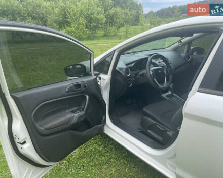Форд Фиеста 2018 в Львове на Automoto.ua Белый Форд Фиеста, объемом двигателя 1.6 л и пробегом 84 тыс. км за 7700 $, фото 9 на Automoto.ua