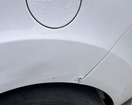 Белый Форд Фиеста, объемом двигателя 1.6 л и пробегом 153 тыс. км за 6900 $, фото 12 на Automoto.ua