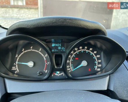 Белый Форд Фиеста, объемом двигателя 1.6 л и пробегом 153 тыс. км за 7000 $, фото 12 на Automoto.ua