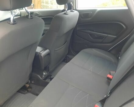 Белый Форд Фиеста, объемом двигателя 1.6 л и пробегом 66 тыс. км за 8500 $, фото 4 на Automoto.ua