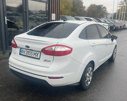 Білий Форд Фієста, об'ємом двигуна 1.6 л та пробігом 67 тис. км за 8999 $, фото 1 на Automoto.ua