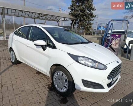 Белый Форд Фиеста, объемом двигателя 1.6 л и пробегом 45 тыс. км за 7400 $, фото 4 на Automoto.ua