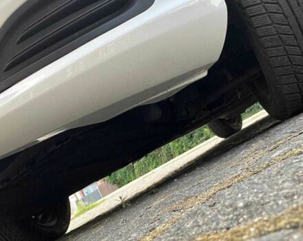 Белый Форд Фиеста, объемом двигателя 1.6 л и пробегом 67 тыс. км за 7700 $, фото 4 на Automoto.ua