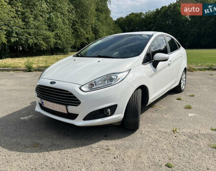 Белый Форд Фиеста, объемом двигателя 1.6 л и пробегом 116 тыс. км за 9700 $, фото 4 на Automoto.ua