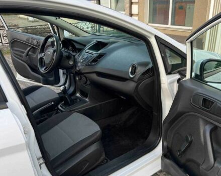 Белый Форд Фиеста, объемом двигателя 1.6 л и пробегом 67 тыс. км за 7700 $, фото 15 на Automoto.ua