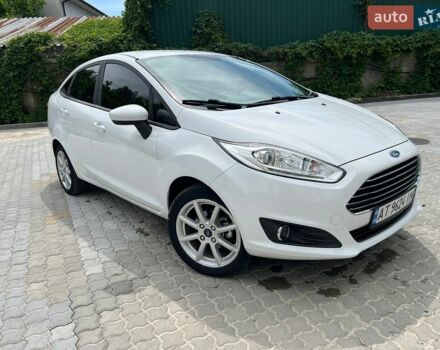 Білий Форд Фієста, об'ємом двигуна 1.6 л та пробігом 122 тис. км за 8700 $, фото 9 на Automoto.ua