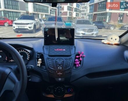 Белый Форд Фиеста, объемом двигателя 1.6 л и пробегом 104 тыс. км за 8000 $, фото 25 на Automoto.ua