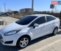 Белый Форд Фиеста, объемом двигателя 1.6 л и пробегом 104 тыс. км за 8000 $, фото 1 на Automoto.ua