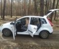 Білий Форд Фієста, об'ємом двигуна 1.2 л та пробігом 210 тис. км за 4100 $, фото 2 на Automoto.ua