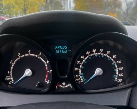 Белый Форд Фиеста, объемом двигателя 1.6 л и пробегом 2 тыс. км за 8000 $, фото 3 на Automoto.ua