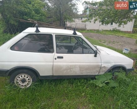 Белый Форд Фиеста, объемом двигателя 0 л и пробегом 100 тыс. км за 500 $, фото 1 на Automoto.ua