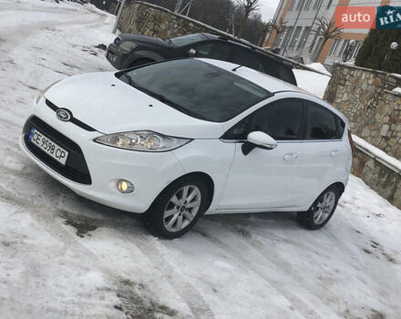 Белый Форд Фиеста, объемом двигателя 1.25 л и пробегом 180 тыс. км за 5500 $, фото 1 на Automoto.ua
