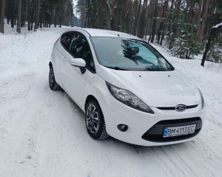 Білий Форд Фієста, об'ємом двигуна 1.25 л та пробігом 160 тис. км за 4687 $, фото 1 на Automoto.ua