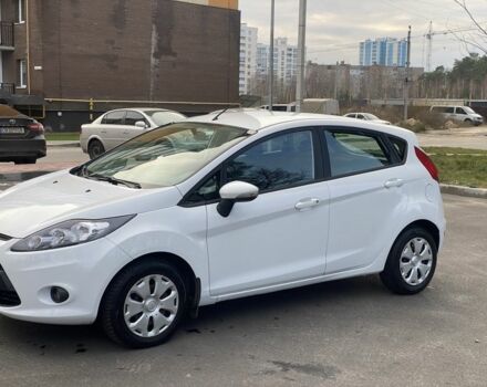 Білий Форд Фієста, об'ємом двигуна 1.4 л та пробігом 158 тис. км за 6800 $, фото 1 на Automoto.ua