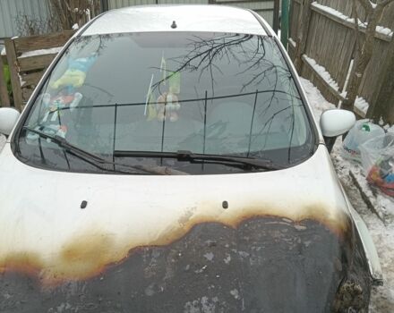 Білий Форд Фієста, об'ємом двигуна 1.6 л та пробігом 451 тис. км за 2177 $, фото 1 на Automoto.ua