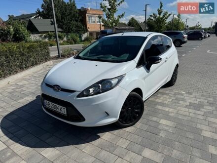 Белый Форд Фиеста, объемом двигателя 1.4 л и пробегом 188 тыс. км за 4999 $, фото 1 на Automoto.ua