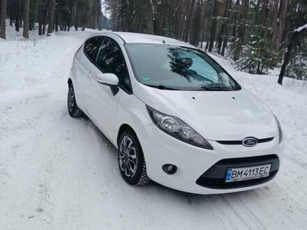 Білий Форд Фієста, об'ємом двигуна 1.2 л та пробігом 160 тис. км за 4700 $, фото 1 на Automoto.ua