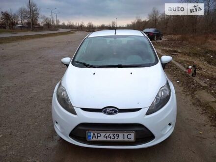 Форд Фієста 2011 у Запоріжжя на Automoto.ua Білий Форд Фієста, об'ємом двигуна 1.2 л та пробігом 180 тис. км за 5200 $, фото 1 на Automoto.ua