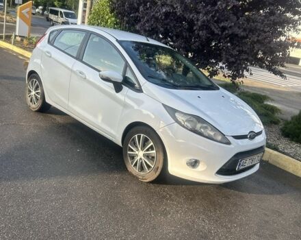 Білий Форд Фієста, об'ємом двигуна 1.2 л та пробігом 220 тис. км за 5500 $, фото 1 на Automoto.ua