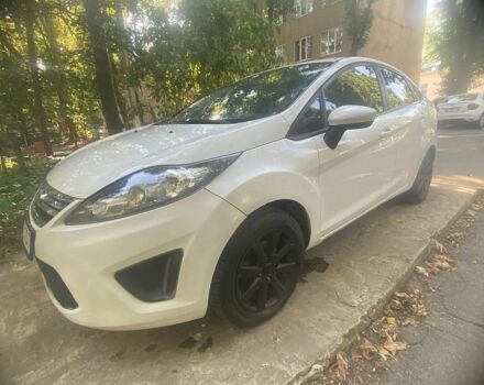 Білий Форд Фієста, об'ємом двигуна 1.6 л та пробігом 199 тис. км за 5499 $, фото 1 на Automoto.ua
