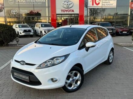 Білий Форд Фієста, об'ємом двигуна 1.4 л та пробігом 77 тис. км за 8200 $, фото 1 на Automoto.ua