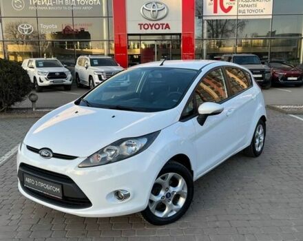 Білий Форд Фієста, об'ємом двигуна 1.4 л та пробігом 77 тис. км за 8200 $, фото 1 на Automoto.ua