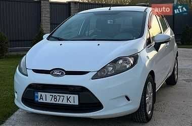 Белый Форд Фиеста, объемом двигателя 1.2 л и пробегом 250 тыс. км за 4999 $, фото 1 на Automoto.ua