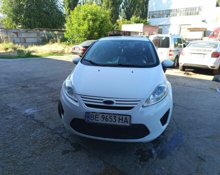 Білий Форд Фієста, об'ємом двигуна 1.6 л та пробігом 195 тис. км за 6036 $, фото 1 на Automoto.ua