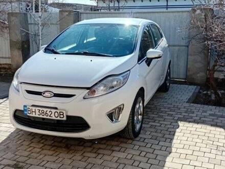 Белый Форд Фиеста, объемом двигателя 0 л и пробегом 221 тыс. км за 6700 $, фото 1 на Automoto.ua