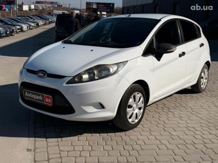 Форд Фієста 2011 у Львові на Automoto.ua Білий Форд Фієста, об'ємом двигуна 1.2 л та пробігом 138 тис. км за 5490 $, фото 1 на Automoto.ua