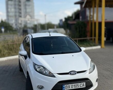 Білий Форд Фієста, об'ємом двигуна 1.4 л та пробігом 197 тис. км за 6000 $, фото 1 на Automoto.ua