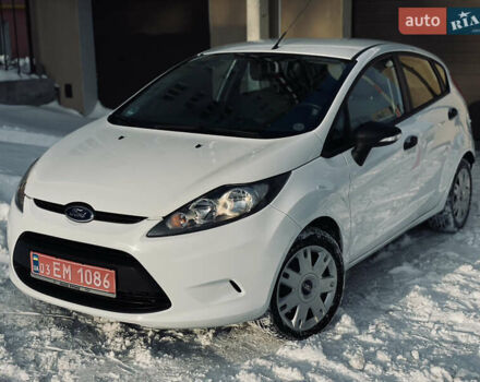 Белый Форд Фиеста, объемом двигателя 1.24 л и пробегом 209 тыс. км за 6499 $, фото 1 на Automoto.ua