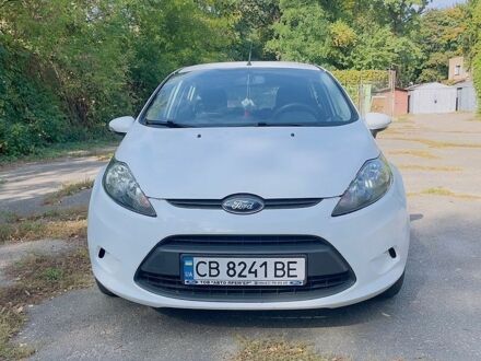 Білий Форд Фієста, об'ємом двигуна 1.39 л та пробігом 138 тис. км за 6200 $, фото 1 на Automoto.ua